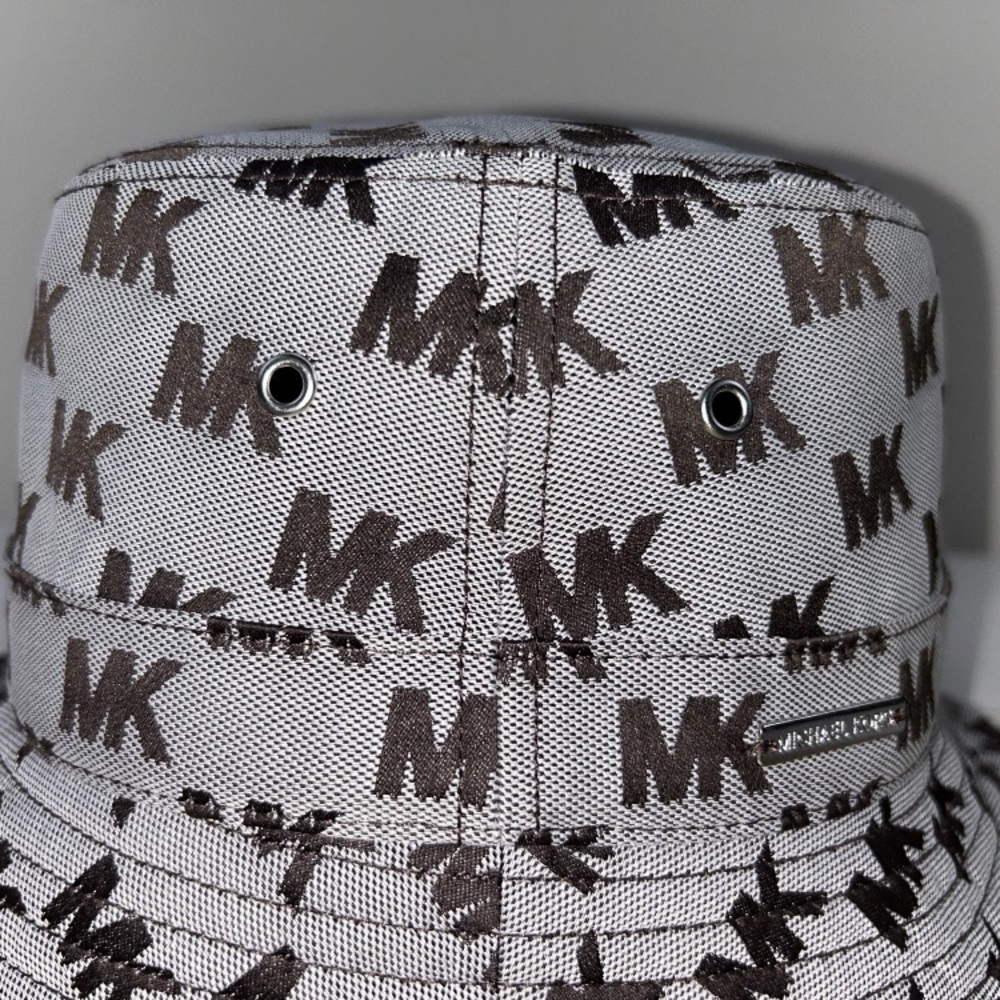 Michael Kors Chocolate Brown Monogram Bucket Hat NWT - Picture 6 of 8